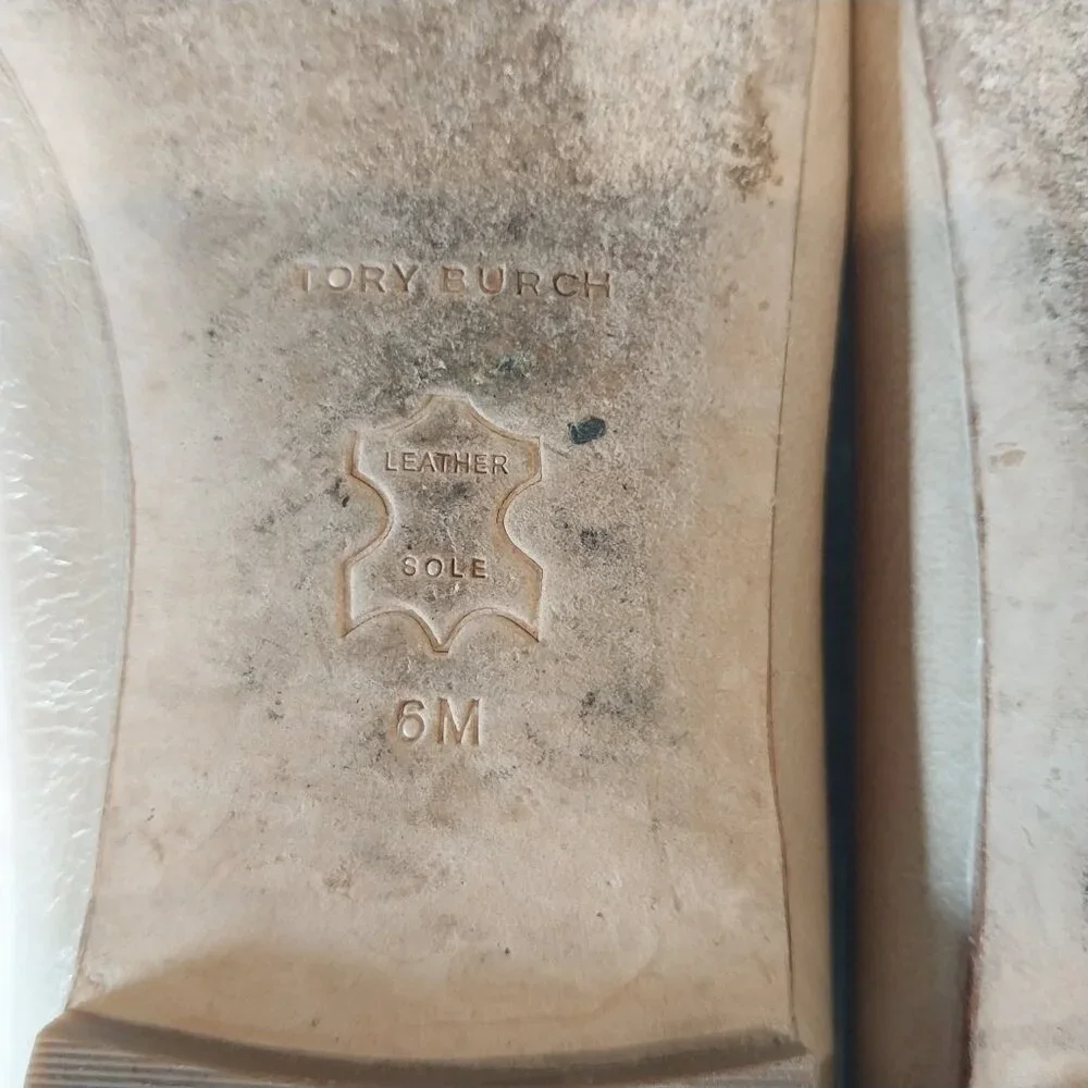 Tory Burch Flat Shoes Size 6 Beige Leather Logo Ballerina Slip On Nude.